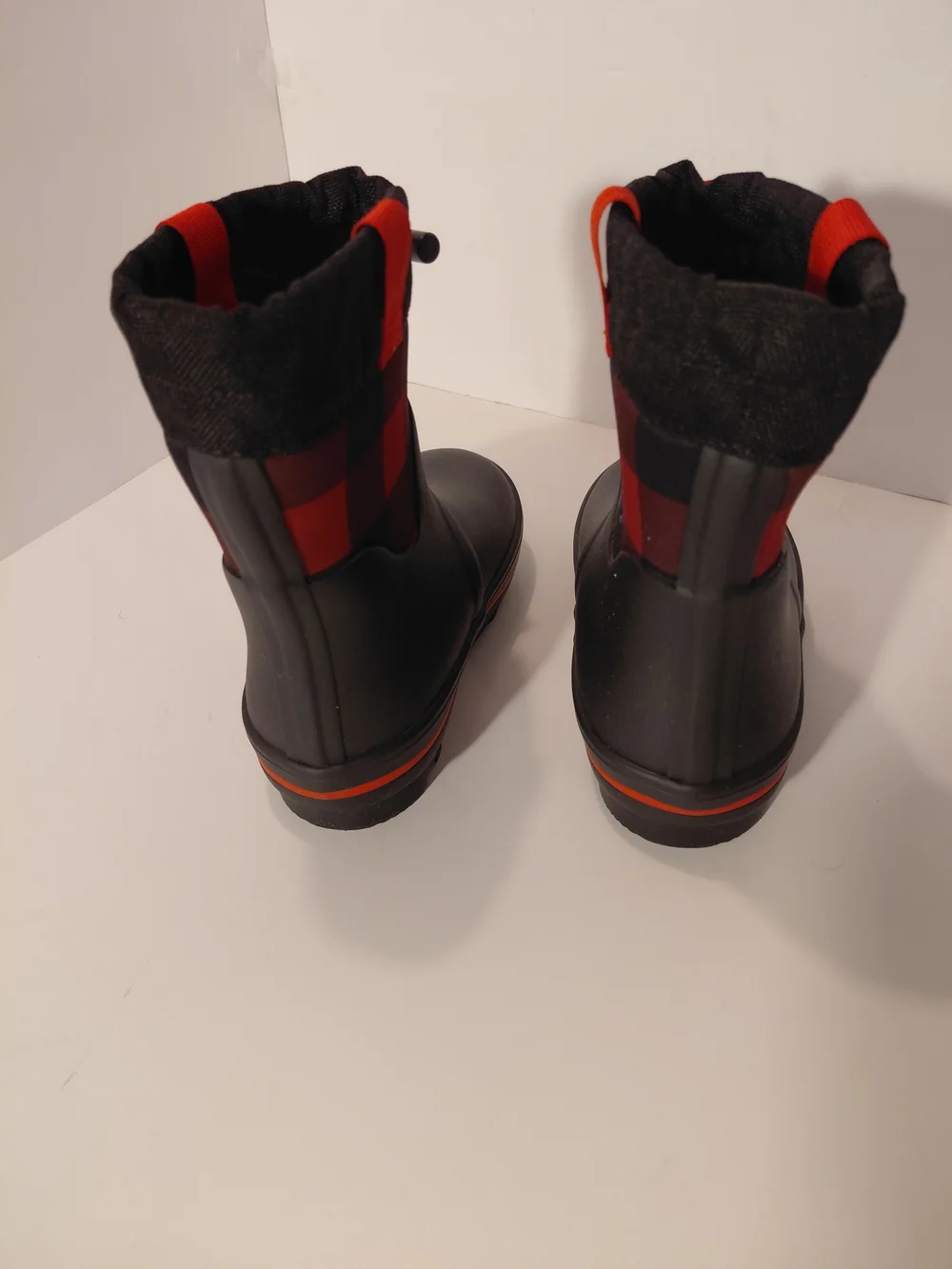 Cat & Jack Black and Red Plaid Waterproof Kids Boots